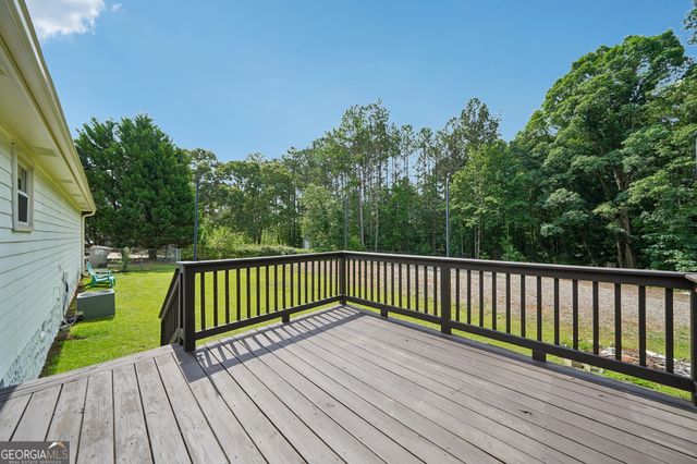 162 Country Meadows Court, Mcdonough, GA 30252