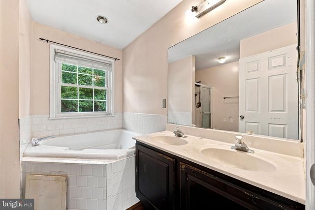 11904 SHOVELER CT, Waldorf, MD 20601
