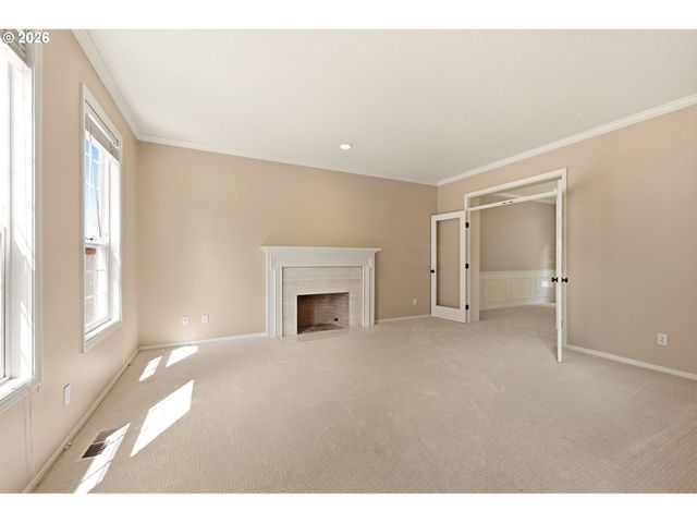 5807 RIDGETOP Ct, Lake Oswego, OR 97035