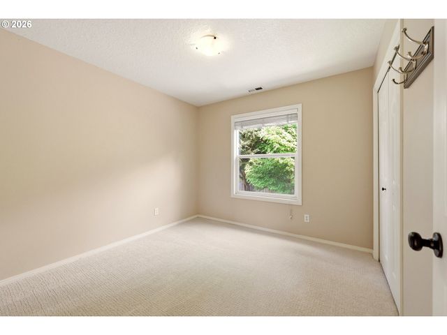 5807 RIDGETOP Ct, Lake Oswego, OR 97035