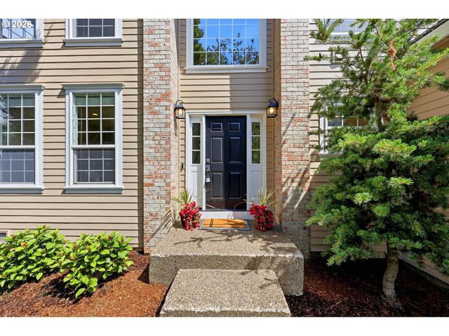 5807 RIDGETOP Ct, Lake Oswego, OR 97035