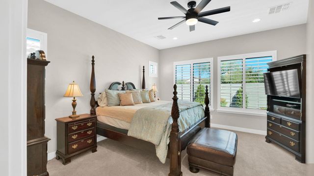 1932 W Rowel Road, Phoenix, AZ 85085