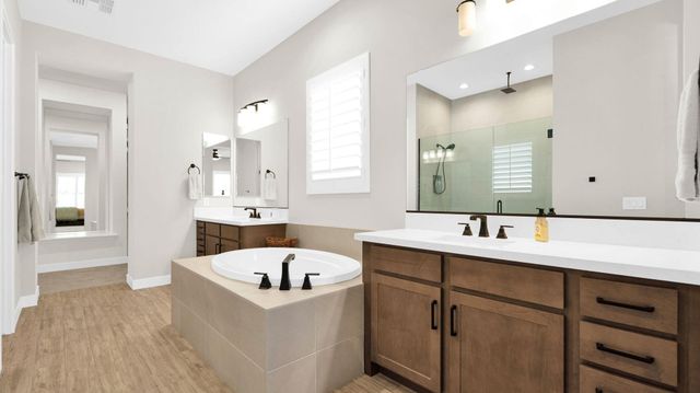 1932 W Rowel Road, Phoenix, AZ 85085
