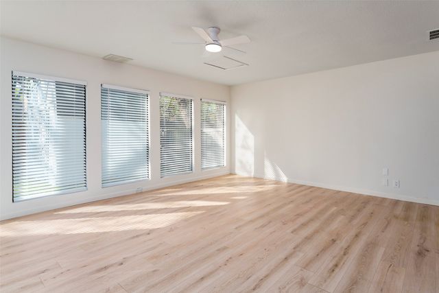 3915 Firethorn Drive, Arlington, TX 76017