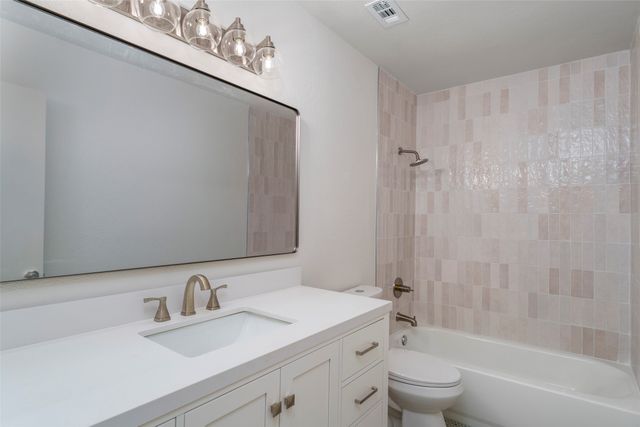 3915 Firethorn Drive, Arlington, TX 76017