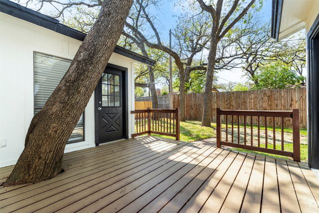 3915 Firethorn Drive, Arlington, TX 76017