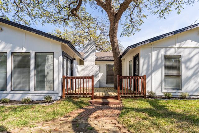 3915 Firethorn Drive, Arlington, TX 76017