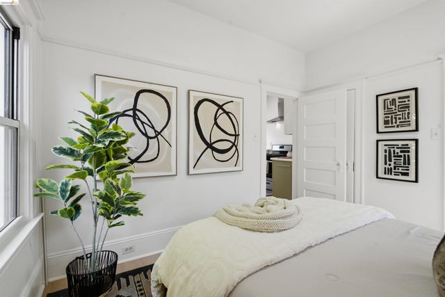 961-963 37th Street, Oakland, CA 94608