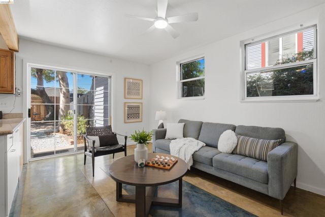 961-963 37th Street, Oakland, CA 94608