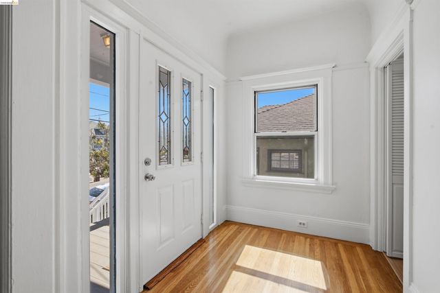 961-963 37th Street, Oakland, CA 94608
