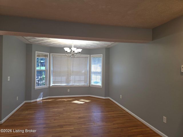 2517 Kensington Way, Elizabethtown, KY 42701