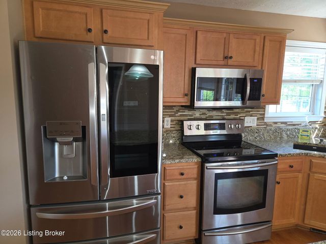 2517 Kensington Way, Elizabethtown, KY 42701