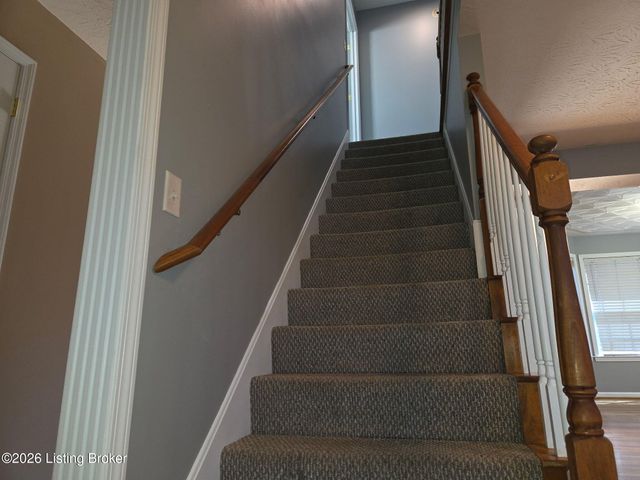 2517 Kensington Way, Elizabethtown, KY 42701