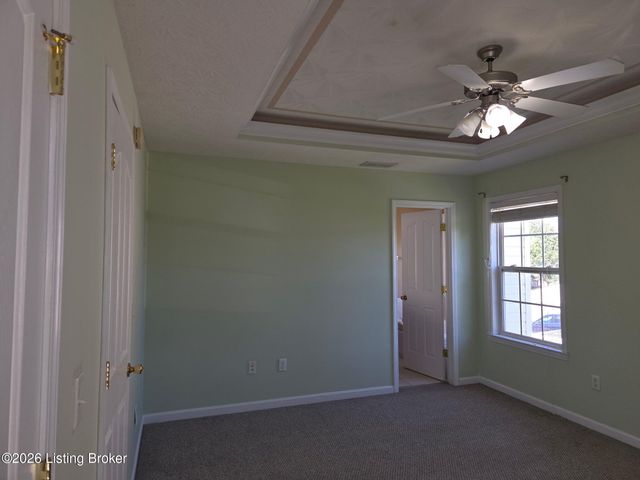 2517 Kensington Way, Elizabethtown, KY 42701