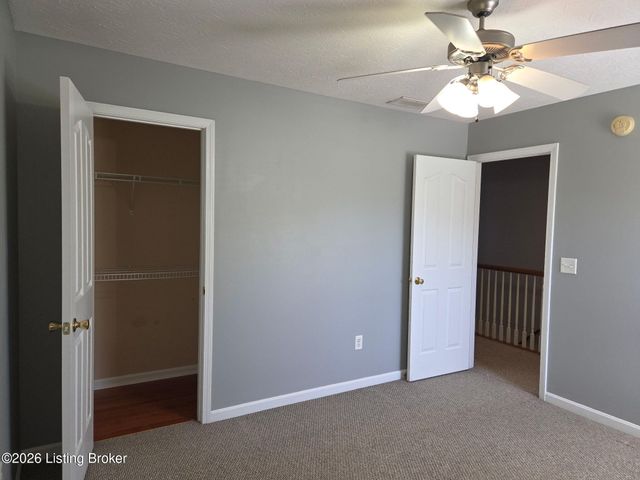 2517 Kensington Way, Elizabethtown, KY 42701