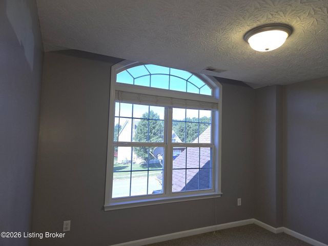 2517 Kensington Way, Elizabethtown, KY 42701