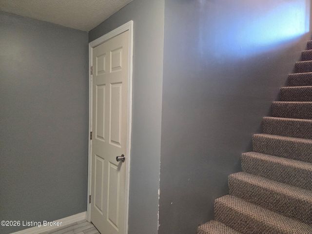 2517 Kensington Way, Elizabethtown, KY 42701