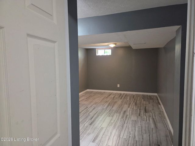 2517 Kensington Way, Elizabethtown, KY 42701