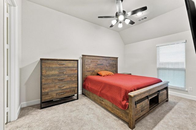 1613 Chicot Lane, Van Alstyne, TX 75495