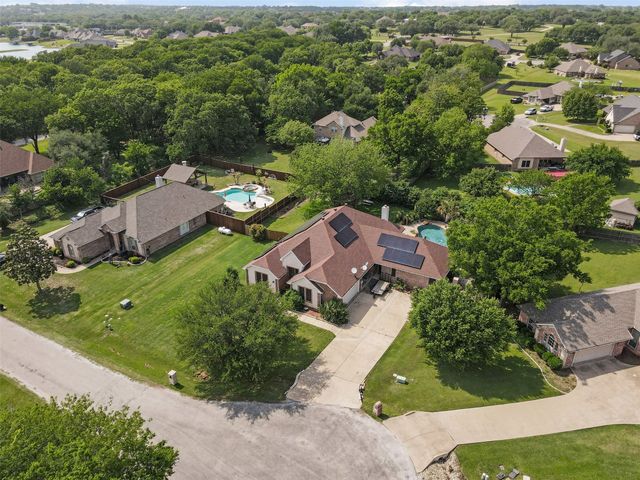4404 Cluster Oak Court, Granbury, TX 76049