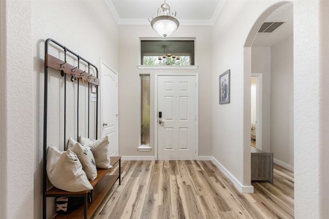 4404 Cluster Oak Court, Granbury, TX 76049