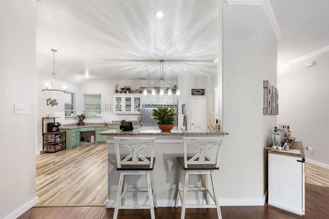 4404 Cluster Oak Court, Granbury, TX 76049