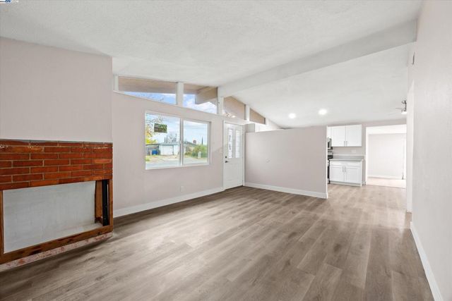 7941 7941 Andora Way, Sacramento, CA 95824