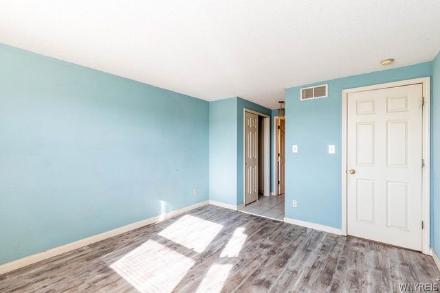 319 King Peterson Road, Buffalo, NY 14204