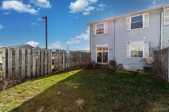 319 King Peterson Road, Buffalo, NY 14204