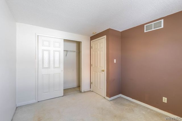 319 King Peterson Road, Buffalo, NY 14204