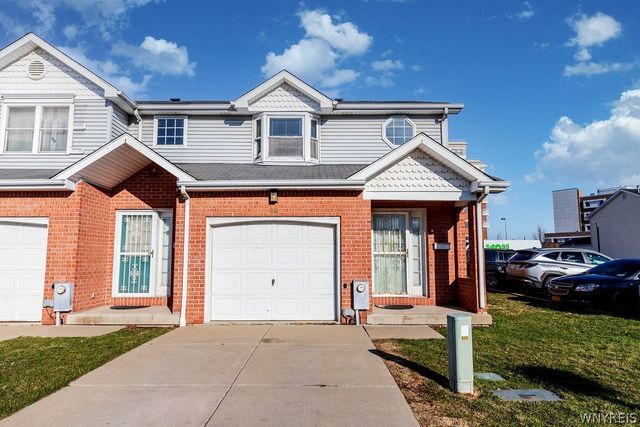 319 King Peterson Road, Buffalo, NY 14204