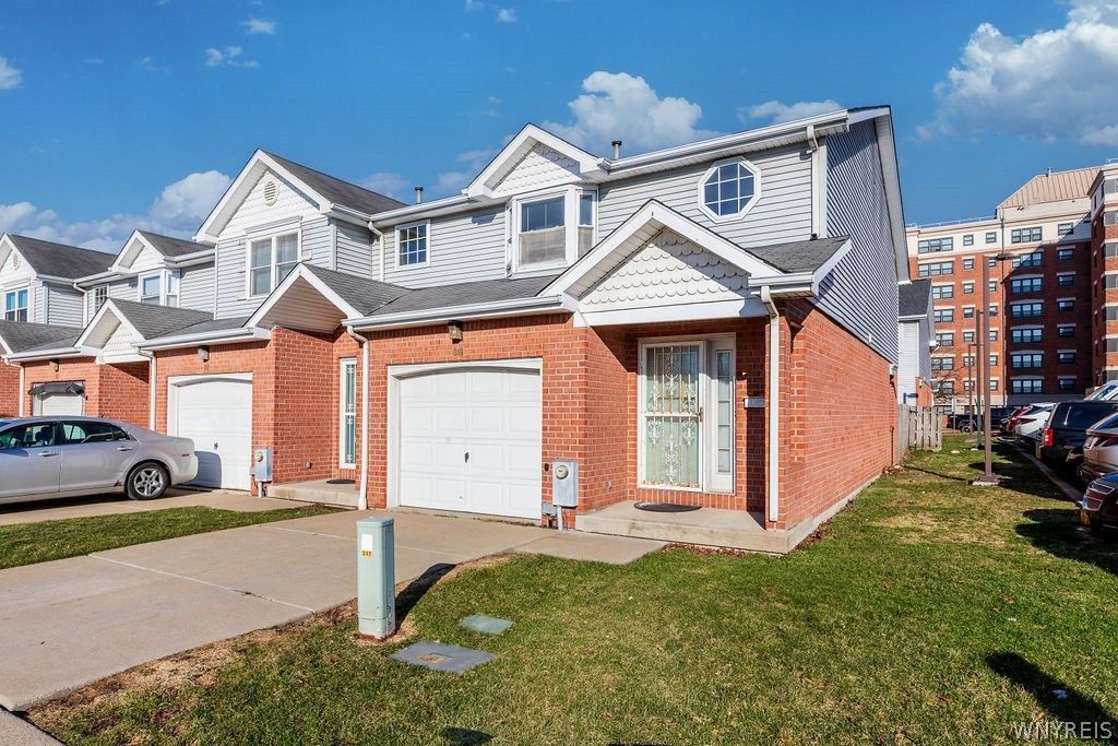 319 King Peterson Road, Buffalo, NY 14204