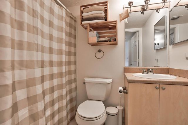322 VILLA Circle 322, Boynton Beach, FL 33435