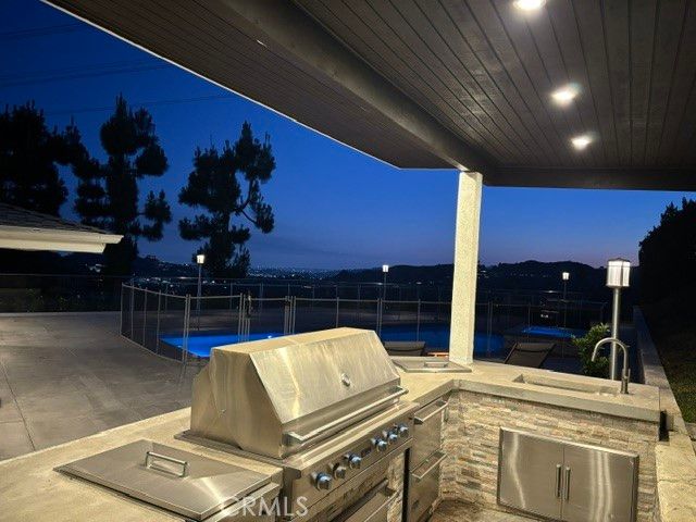 2461 Allanjay Place, Glendale, CA 91208