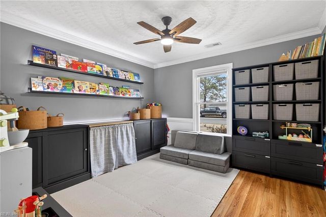 524 N Hills DR, Chesapeake, VA 23320