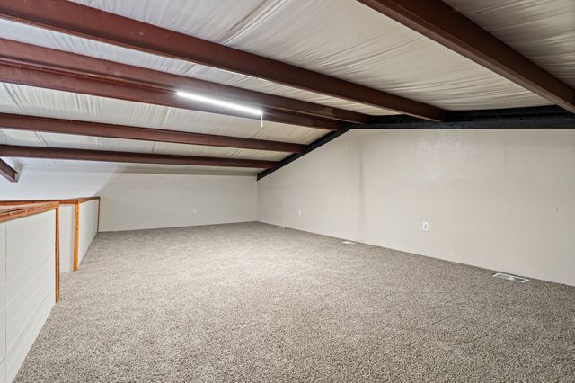 138 Slate Rock Road, Ennis, TX 75119