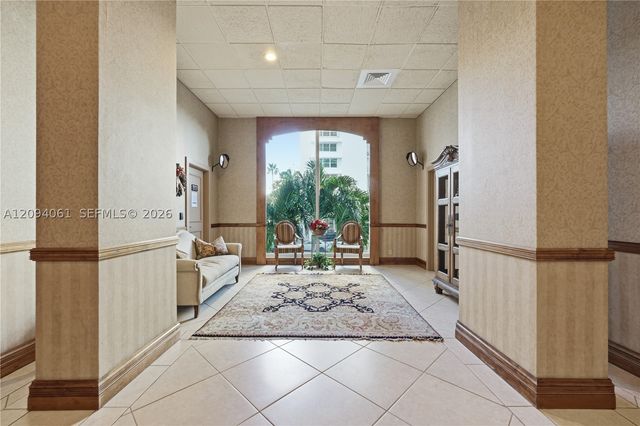 4280 Galt Ocean Dr 18N, Fort Lauderdale, FL 33308