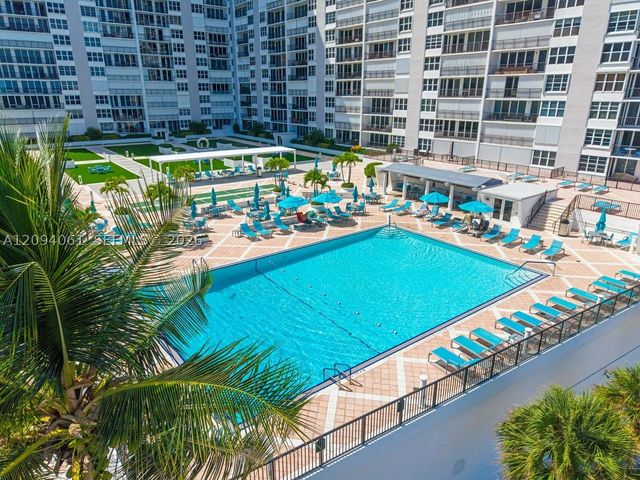 4280 Galt Ocean Dr 18N, Fort Lauderdale, FL 33308