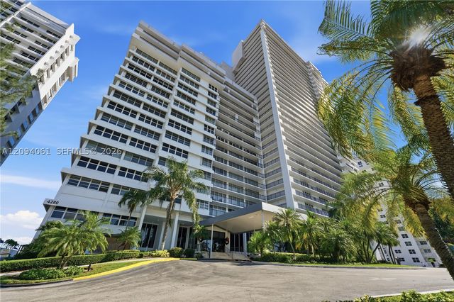 4280 Galt Ocean Dr 18N, Fort Lauderdale, FL 33308