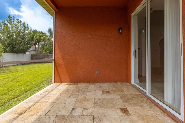 18120 PALM BREEZE DRIVE, Tampa, FL 33647