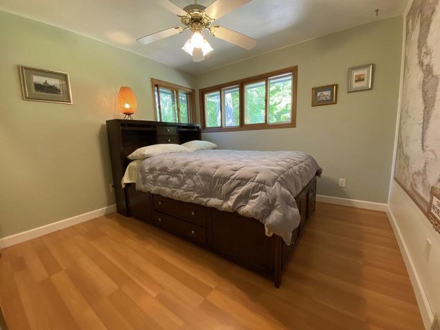 2627 OAKCREST DRIVE, Neenah, WI 54956