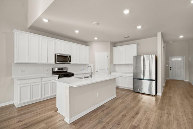 313 Windy Reed RD, Hutto, TX 78634