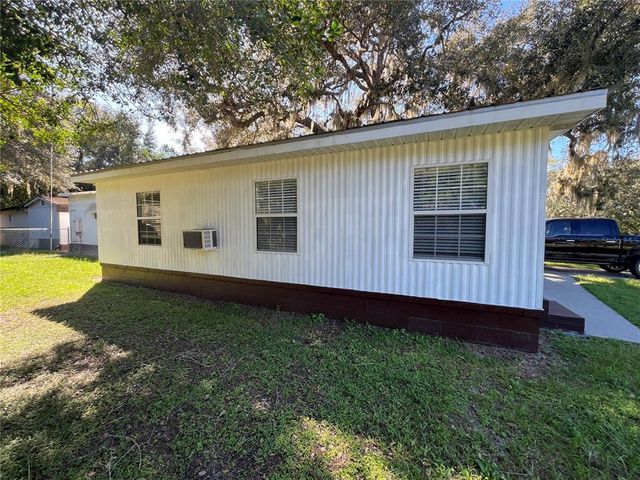 207 SALEM STREET, Interlachen, FL 32148