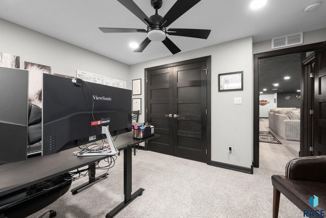 104 E Birchwood Dr Drive, Brandon, SD 57005