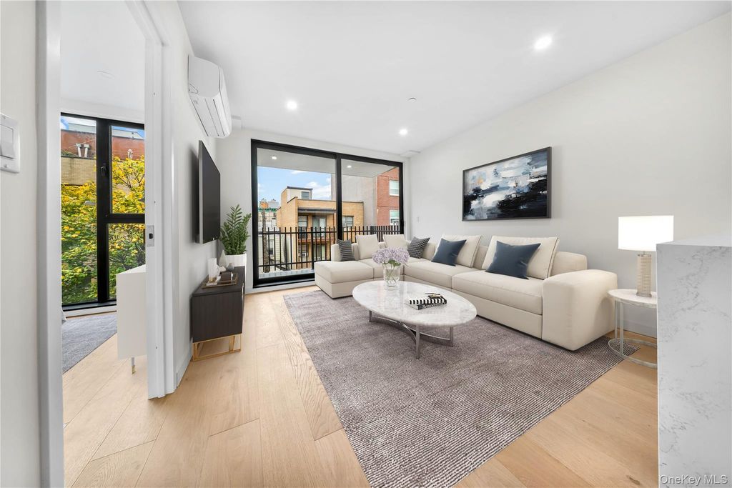 30-24 32nd Street 3B, Astoria, NY 11102