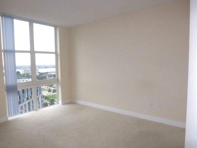 550 Okeechobee Boulevard Lph-16, West Palm Beach, FL 33401