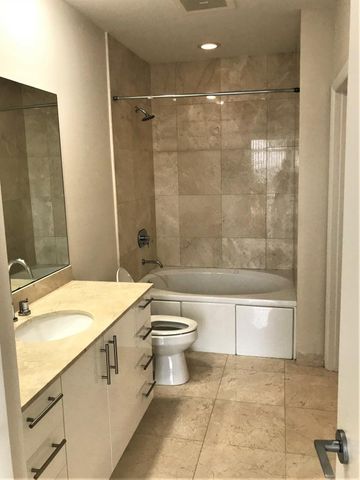 550 Okeechobee Boulevard Lph-16, West Palm Beach, FL 33401