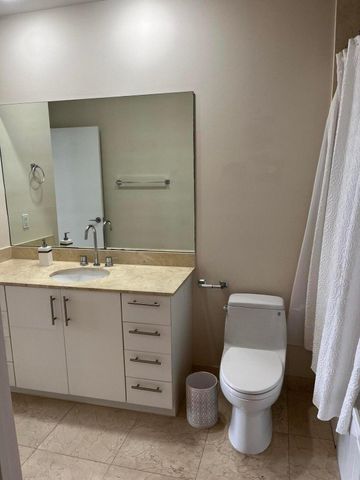 550 Okeechobee Boulevard Lph-16, West Palm Beach, FL 33401