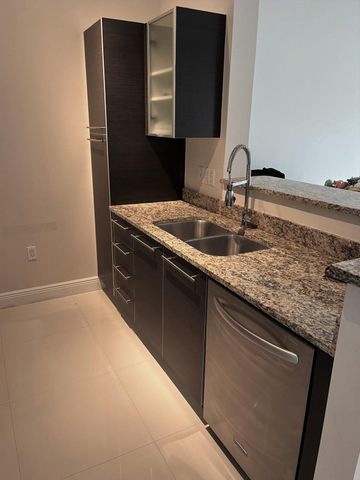 550 Okeechobee Boulevard Lph-16, West Palm Beach, FL 33401