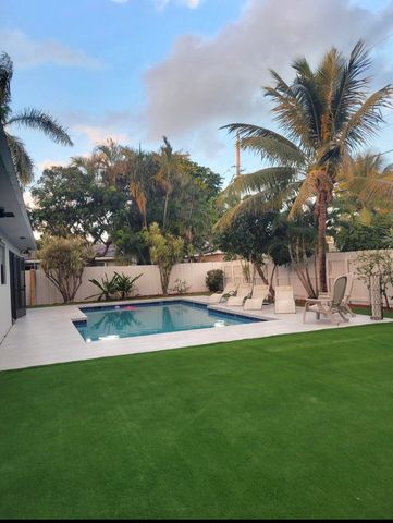 404 SE 6th Avenue, Deerfield Beach, FL 33441